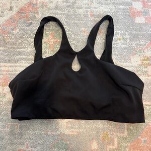 Black lululemon sports bra